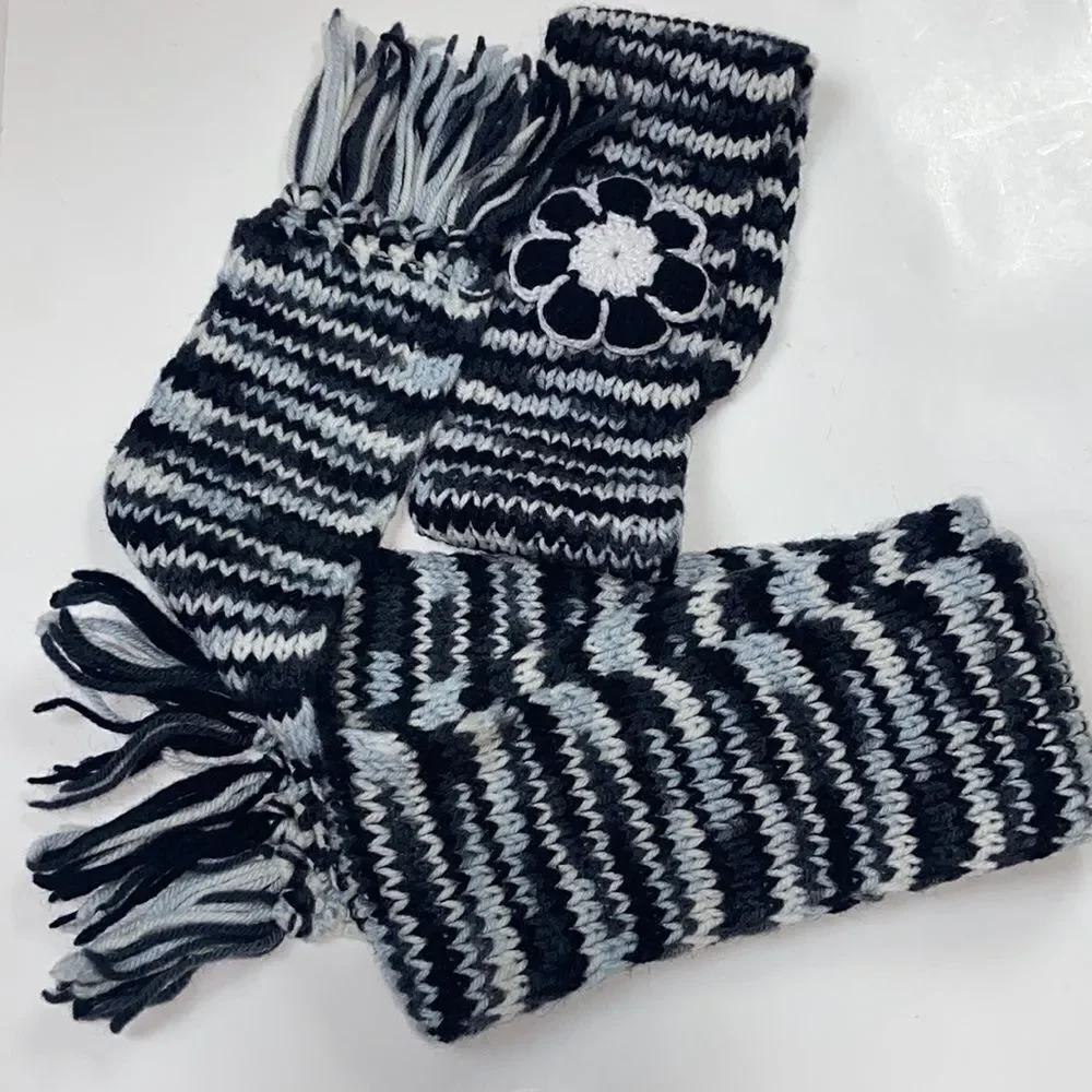 Handmade Scarf Tow Pc - Picture 1 of 3